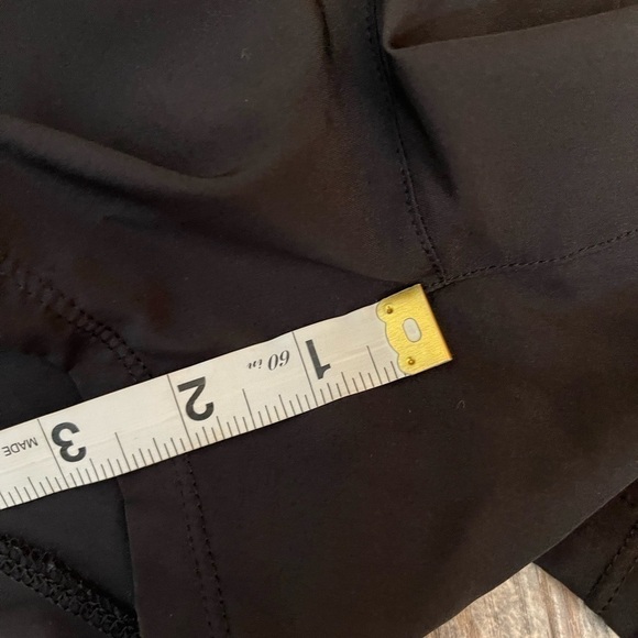 Nike Women's Dry Fit Shorts Size Small - Picture 5 of 6